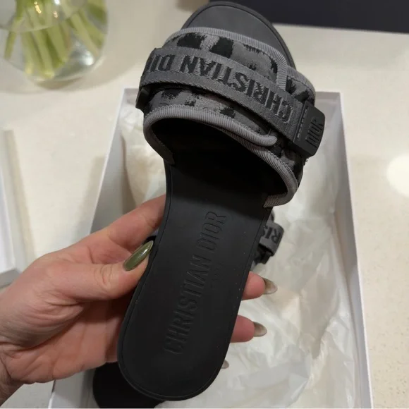 Christian Dior sandals - Picture 8 of 8